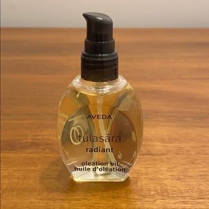Tulsara Radiant Oleation Oil
